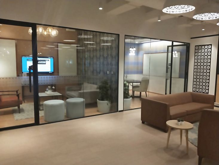 Cowrks The Skyview 10